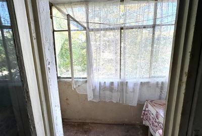Apartament 2 camere, semidecomandat, etaj 1, Micro 19 - 7