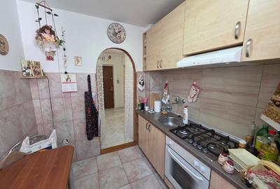 Titan, chiar la metrou Nicolae Grigorescu, 5 minute parc IOR bloc tip H, - 4