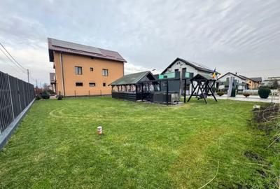 Casă cu 7 camere cu Teren 900 Mp în Hideaga - 2