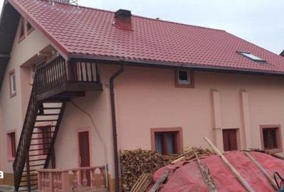 Casă cu Teren 1800 Mp în Vadu Moldovei - 8