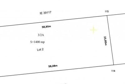 Teren de 1400 mp, în Central