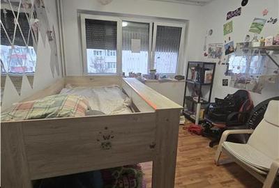 Apartament cu 2 camere semidecomandat în Berceni - 4