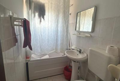 Apartament 3 camere-Zona Sud Monte Carlo - 56mp - 11