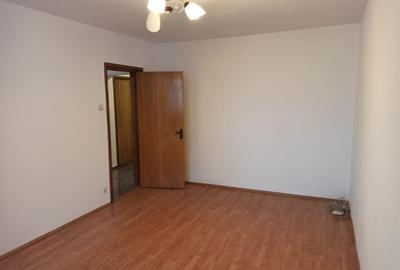 Apartament cu 3 camere decomandat în Brâncoveanu - 13