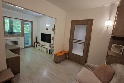 Apartament cu 7 camere decomandat în Central - 14