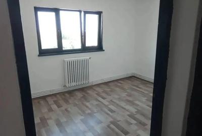 Vand Apartament cu 2 Camere situat in santimbru fabrica - 2