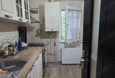 Apartament 3 camere de vanzare Tractoru, Bra?ov Apartament 3 camere de vanzare Tractoru, Bra?ov - 6