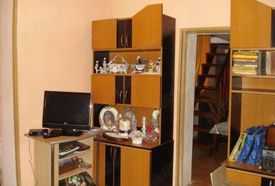 Apartament cu 3 camere decomandat în Sinaia - 6