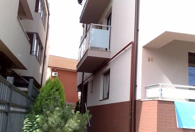 Garsonieră decomandată în Jiului - 9