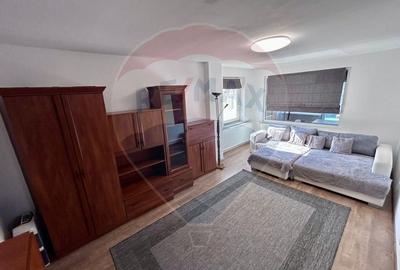 Apartament cu 3 camere decomandat, mobilat în Depozitelor - 1