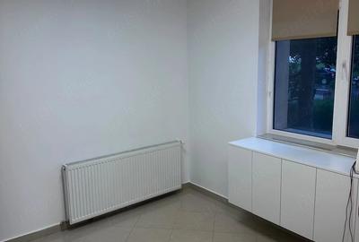 Spațiu comercial, de 16 mp, în Central - 2