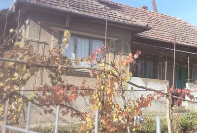 Casă cu 4 camere în Hurezu Mare - 2