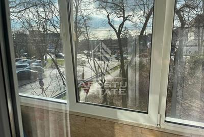 Apartament cu 3 camere decomandat în Aradului - 5