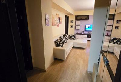 Apartament cu 3 camere decomandat în Orizont - 1