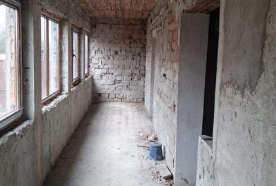 Casă cu 3 camere cu Teren 1439 Mp în Tărian - 4