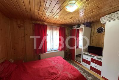 Cabana spatioasa la 5 km de Partia Sureanu complet utilata - 15