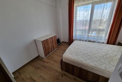 Apartament cu 3 camere de inchiriat - 4