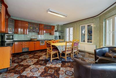 Casa Spatioasa - Teren 1000mp - Otopeni! - 14