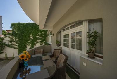 CAROL - EPISCOP CHESARIE, APARTAMENT 250 MP TOTAL, CURTE 250 MP! - 17