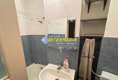 Garsoniera de vanzare 28 mp. Alba Iulia mobilata si utilata complet Zona Ampoi 1 - 6