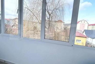 Apartament cu 3 camere decomandat în Calea Moldovei - 6