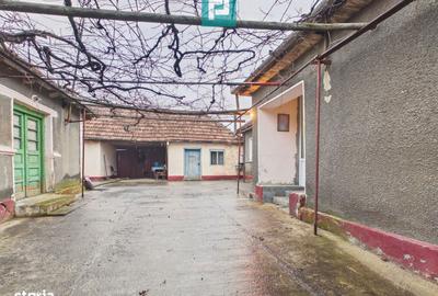 Casă cu 3 camere în Rontău - 5