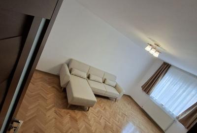 Apartament cu 3 camere decomandat în Eremia - 3