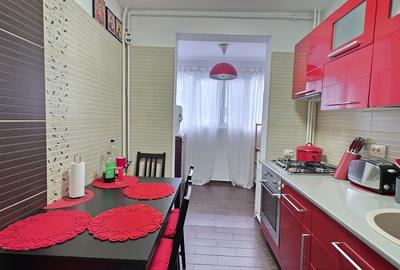 Apartament cu 3 camere decomandat, mobilat în Sălăjan - 6
