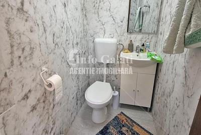 Casă cu 6 camere cu Teren 273 Mp în Central - 12