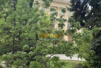 Apartament cu 2 camere semidecomandat în Sala Palatului