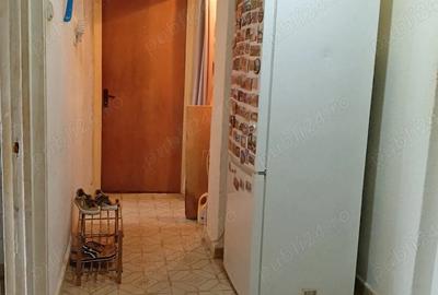 Apartament cu 2 camere decomandat în Trivale - 2