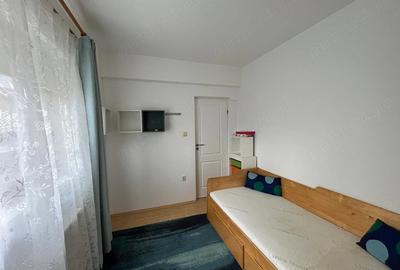Apartament cu 3 camere decomandat în Europa - 3