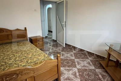 Apartament cu 3 camere decomandat în Galata - 4