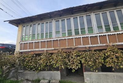 Casă cu 4 camere în Central - 8