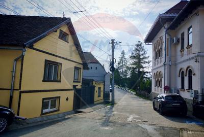 Casă individuală cu 3 camere cu Teren 1757 Mp în Ultracentral - 1
