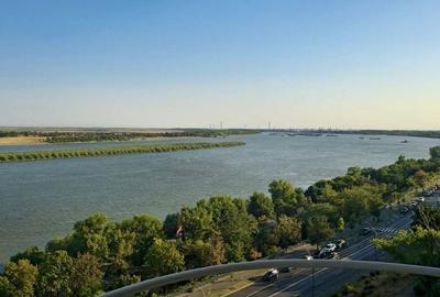 Exclusivitate - Apartament 3 camere, 92 mp - Faleza Dunarii - 1