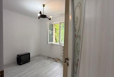 Apartament cu 2 camere decomandat, mobilat în P-ța Reșița - 2