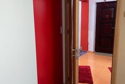 Închiriez apartament 3 camere decomandat - 4