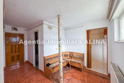 Apartament cu 2 camere decomandat în Micro 15 - 5