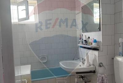 Apartament 3 cam.decomandat  cu centrala-Piata Uta/stadion - 11