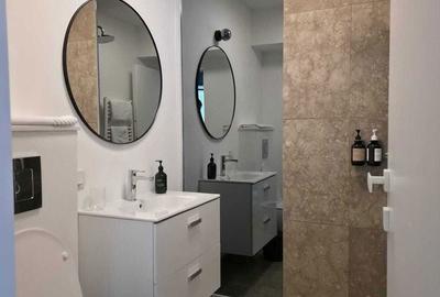 Apartament cu 3 camere în Central - 1