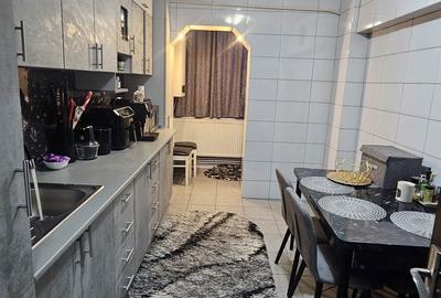 Apartament cu 3 camere decomandat în Prundu - 7