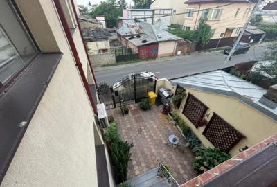 Casă cu 7 camere cu Teren 200 Mp în Ferentari - 7