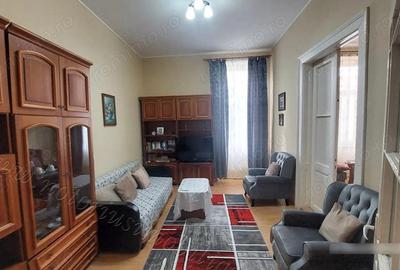 Casă cu 4 camere cu Teren 763 Mp în Central - 2