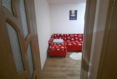 Apartament cu 3 camere în Micro 14 - 4