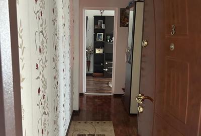 Apartament cu 2 camere decomandat în Poarta 6 - 5