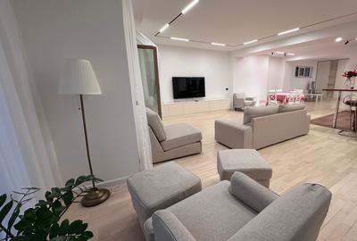 Apartament cu 3 camere decomandat în Aviatorilor - 2