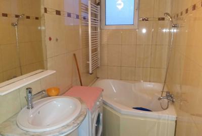 Garsonieră decomandată în Runcu - 4