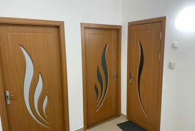 Spațiu comercial, de 61 mp, în Central - 7