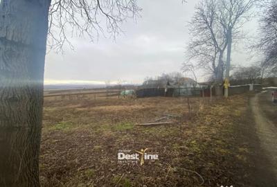 Teren în Gura Văii - 1
